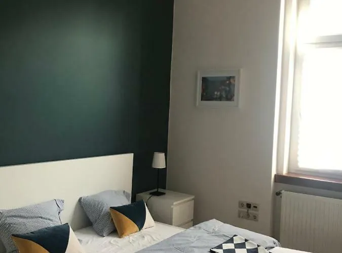 French Touch With Free Parking Appartement Budapest