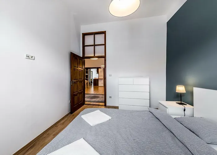 French Touch With Free Parking Appartement *