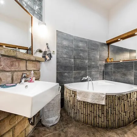 Apartment French Touch With Free Parking *