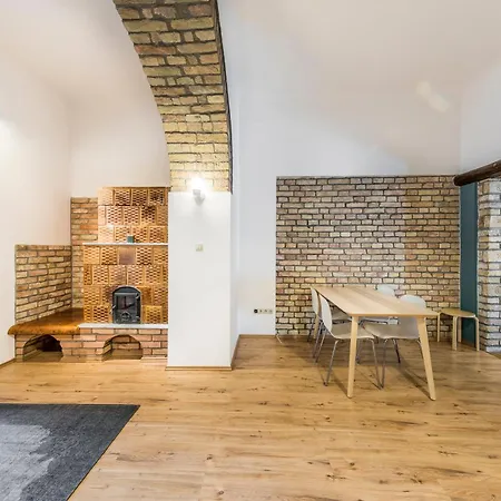 French Touch With Free Parking Apartment Budapest